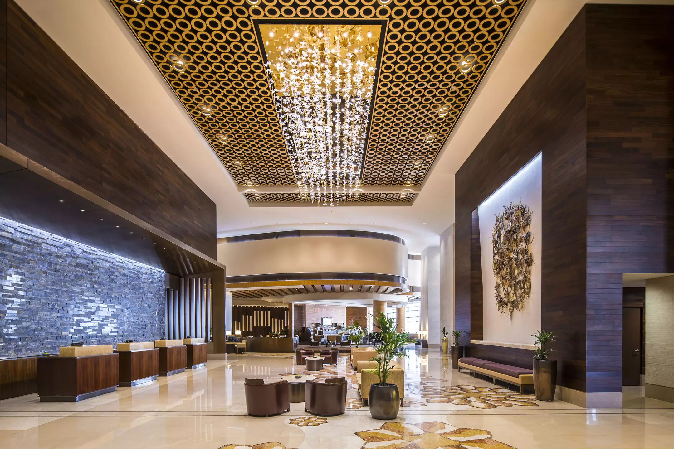 سوئیسوتل الغریر (Swissotel AlGhurair)