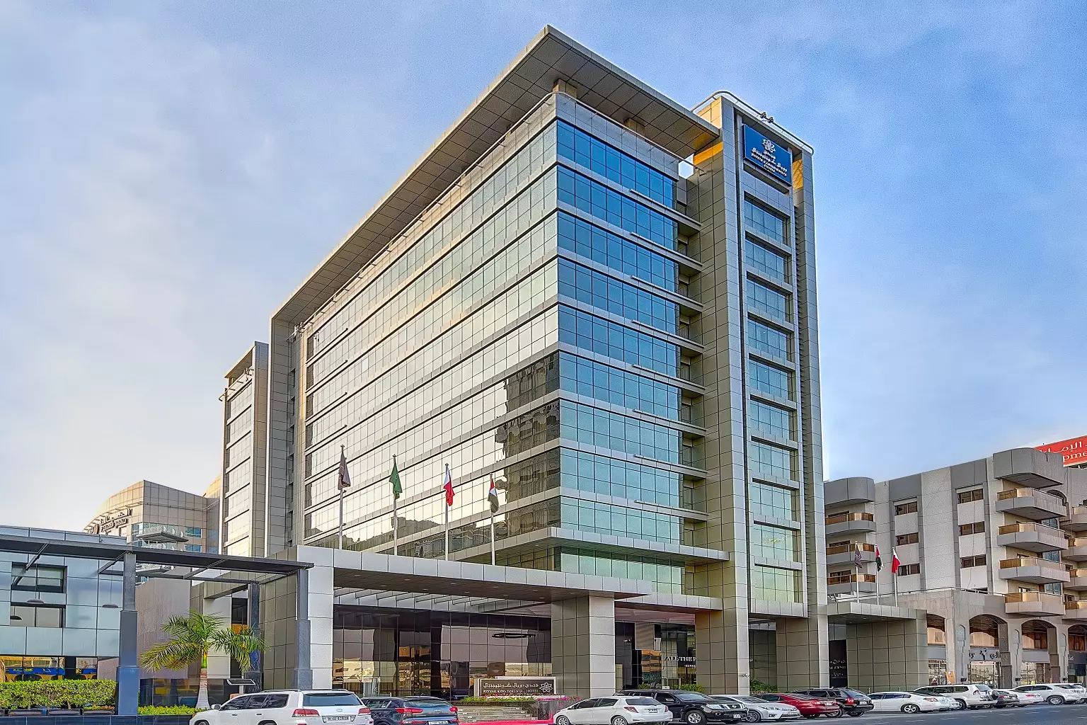 رویال کانتیننتال (Royal Continental)