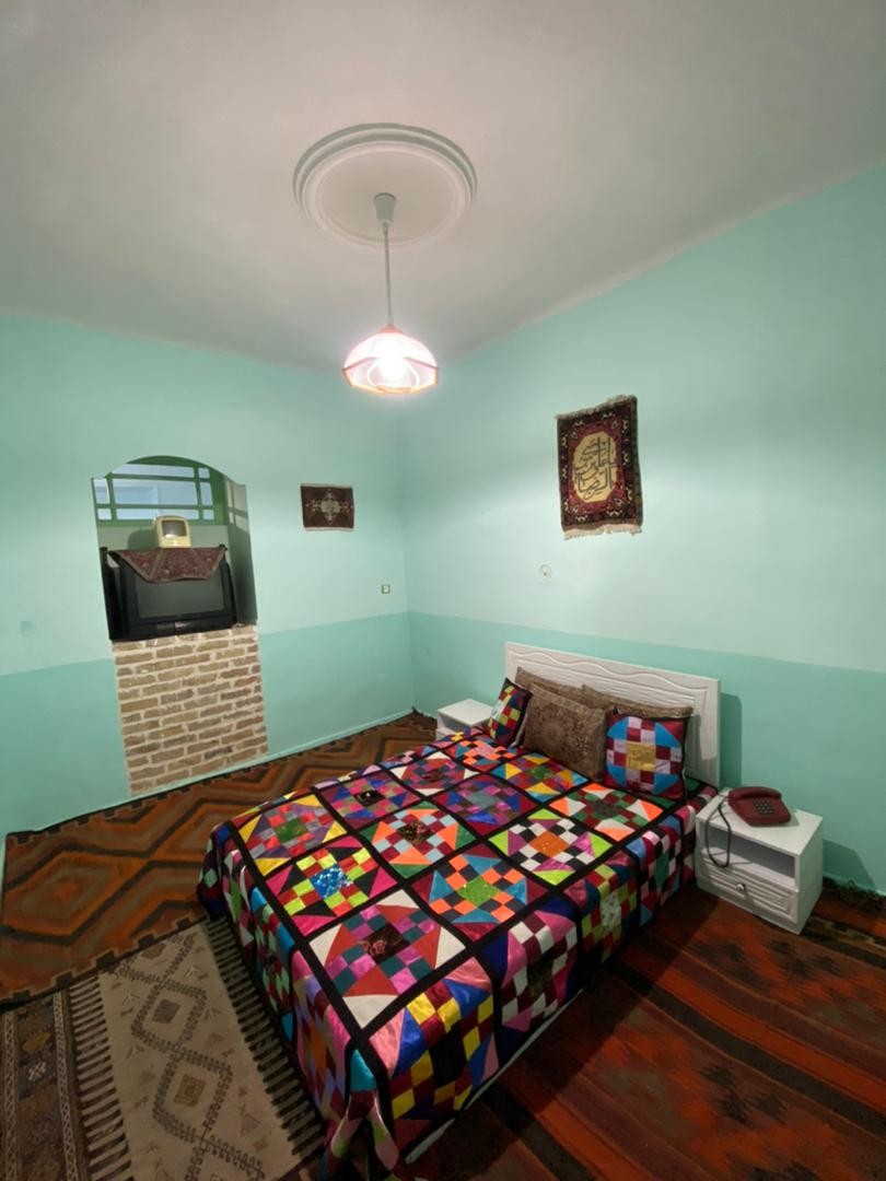 آشتی کنان