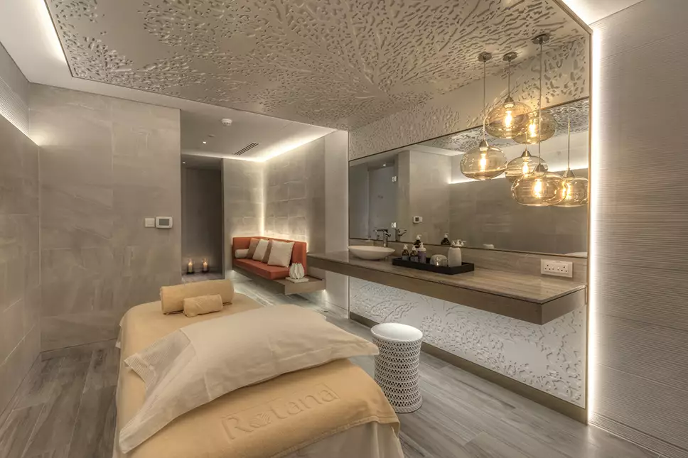 البندر روتانا (Al Bandar Rotana)