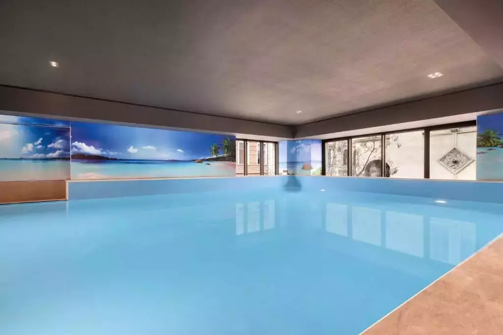 ویندهام گرند (Wyndham Grand)