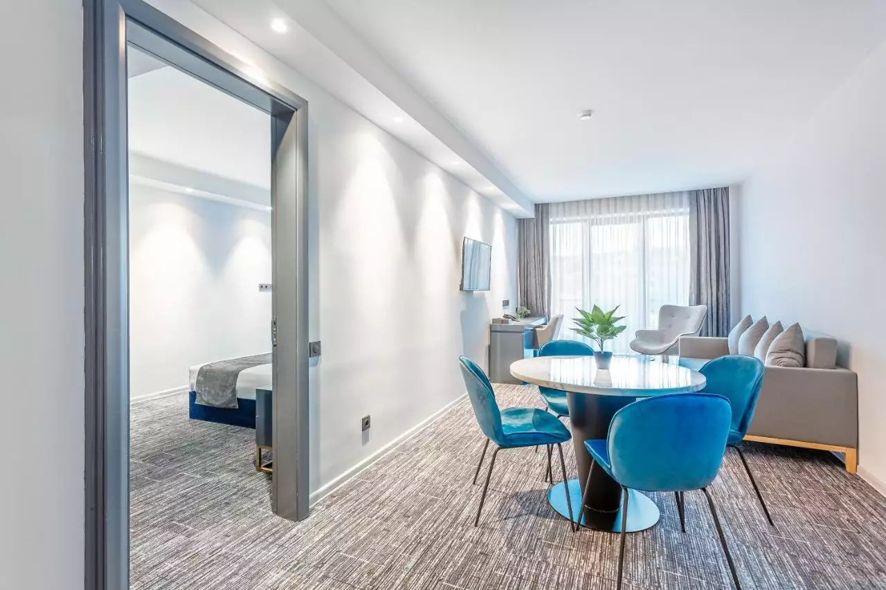 رامادا بای ویندهام اولد سیتی (Ramada by Wyndham Old City)