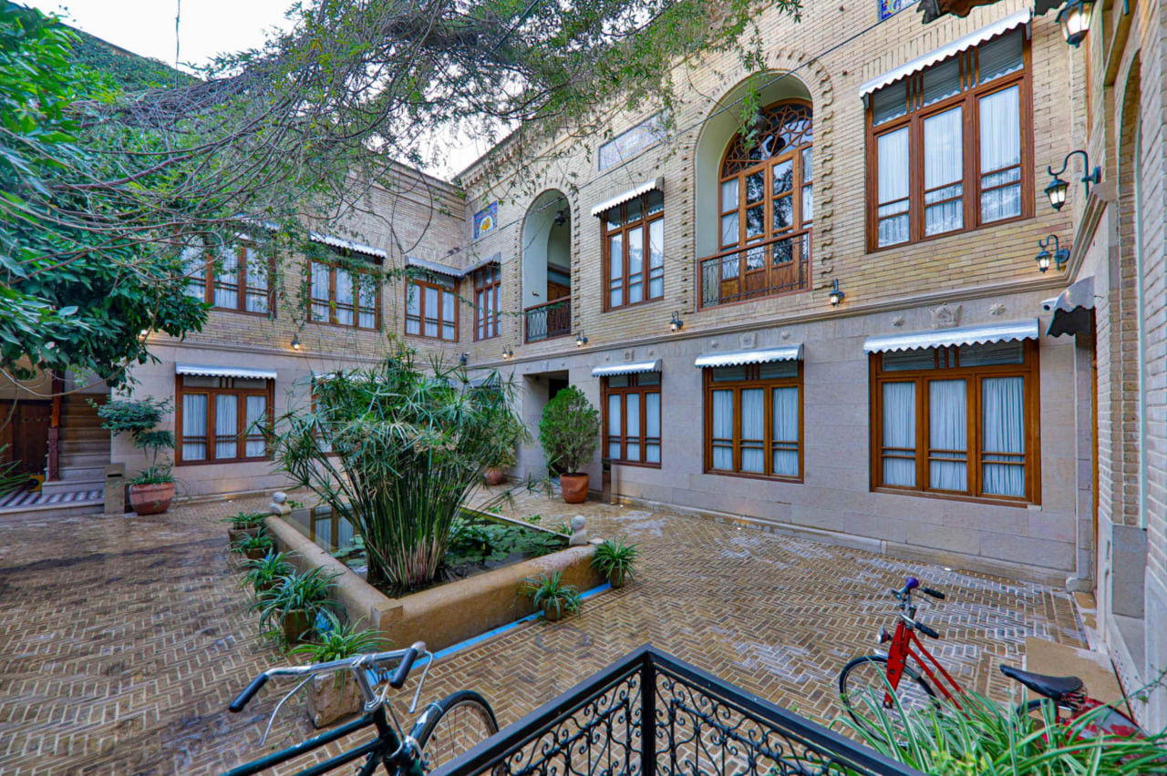 سنتی عمارت فرهادی