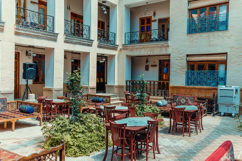 ممتاز آناهید