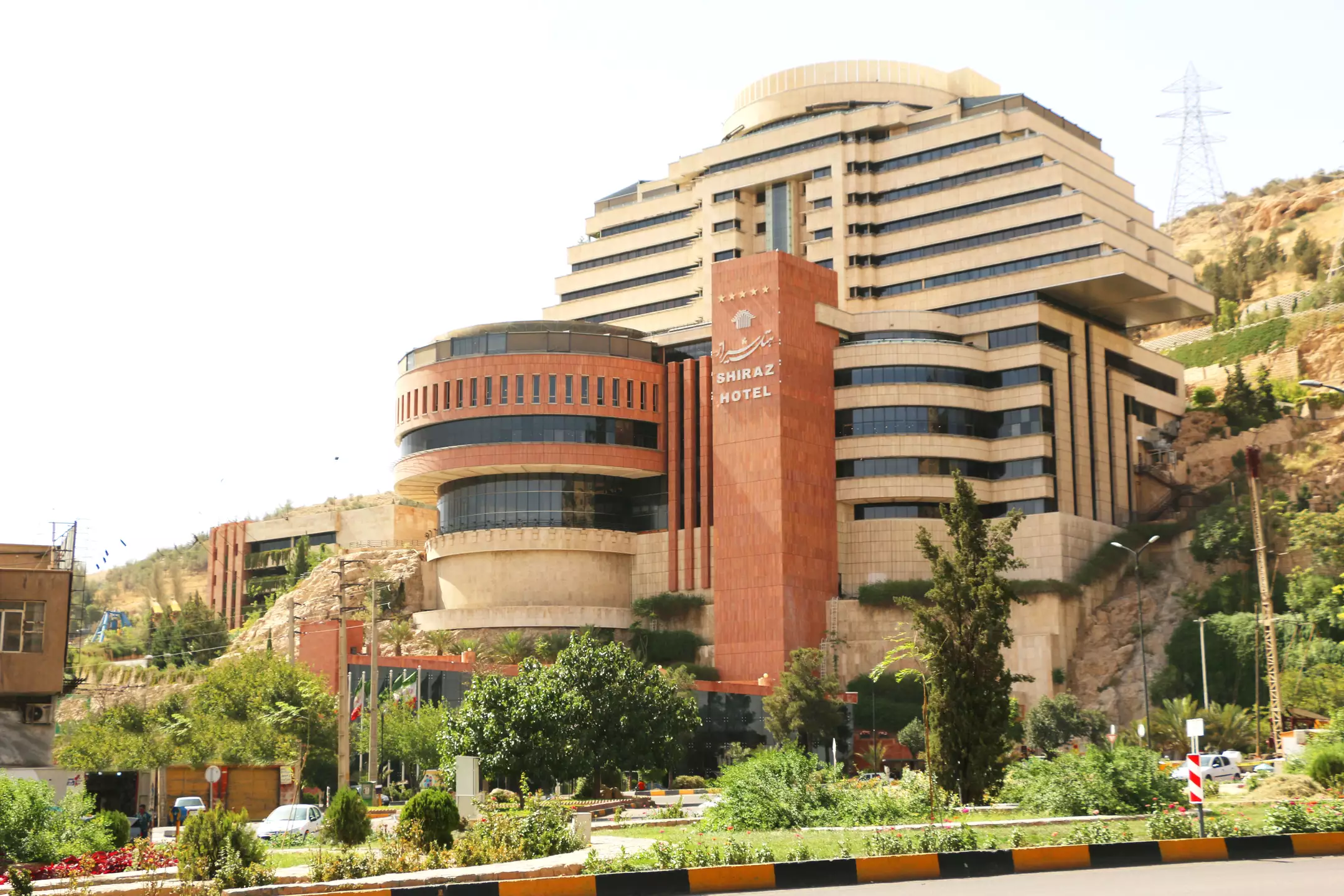 بزرگ